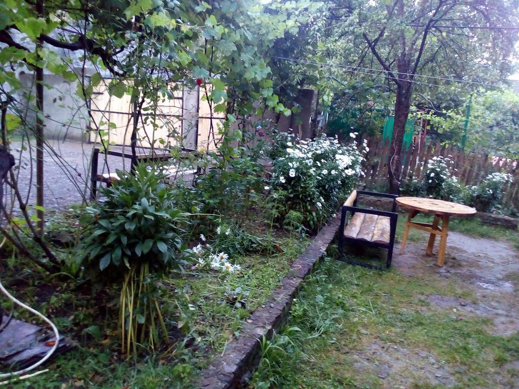 Borjomi Makvala'S Guest House Exterior photo