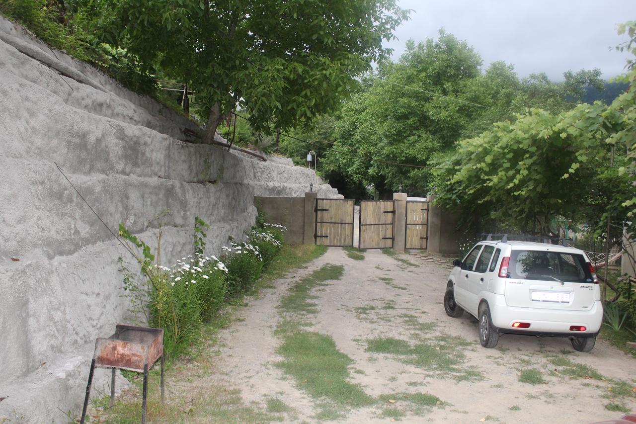 Borjomi Makvala'S Guest House Exterior photo